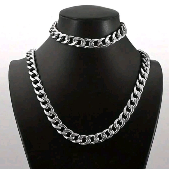 Other - Men's Silver Chain Necklace and Bracelet Set Stainless Steel With Silver Plate.